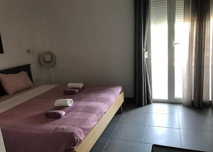 Ammos Agia Triada (Thessaloniki)